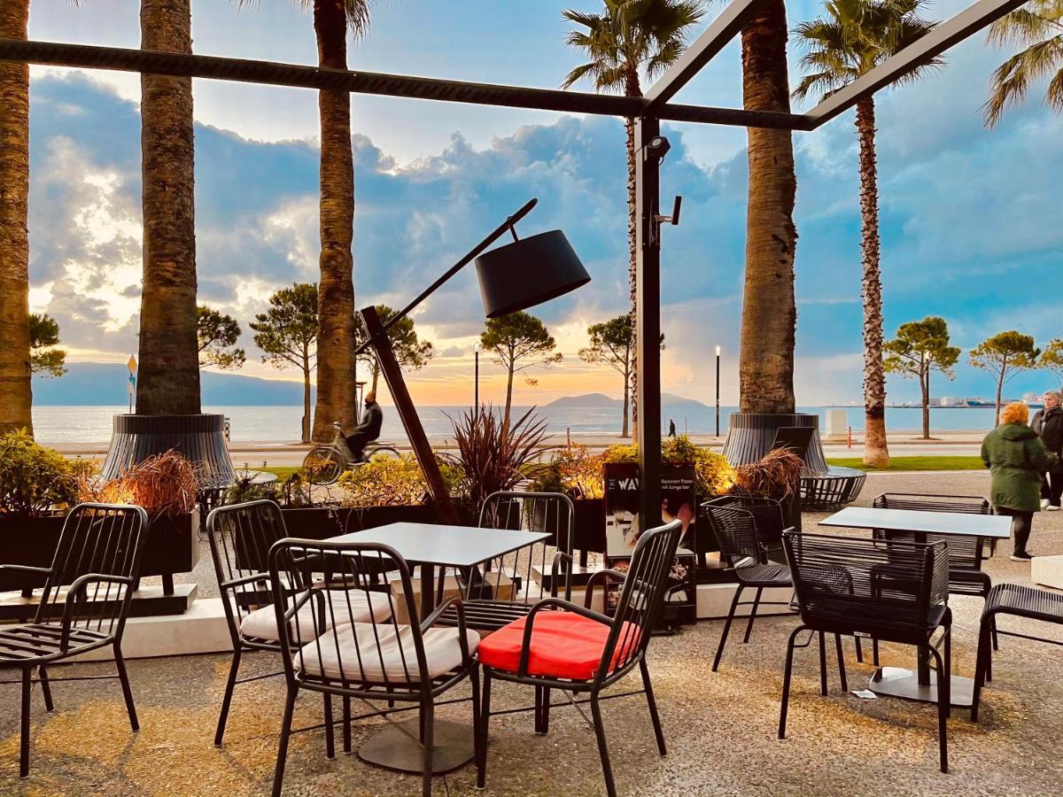 Queen Isabella Premium Hotel Vlore Exterior photo
